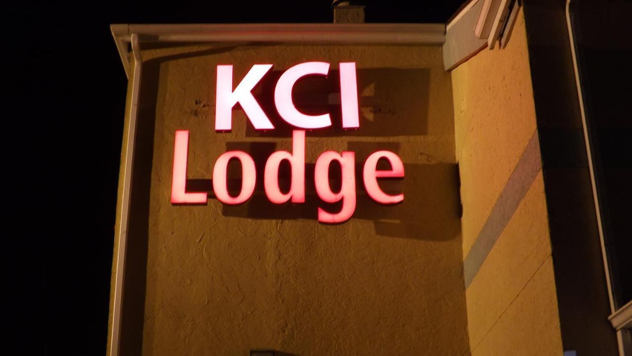 Kci Lodge Kansas City Exterior photo